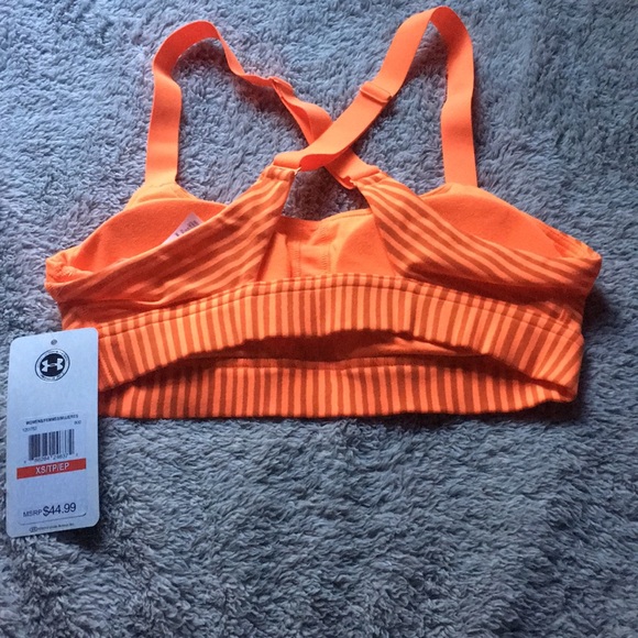 Under Armour Heat Gear Padded Sports Bras !! - Picture 3 of 6